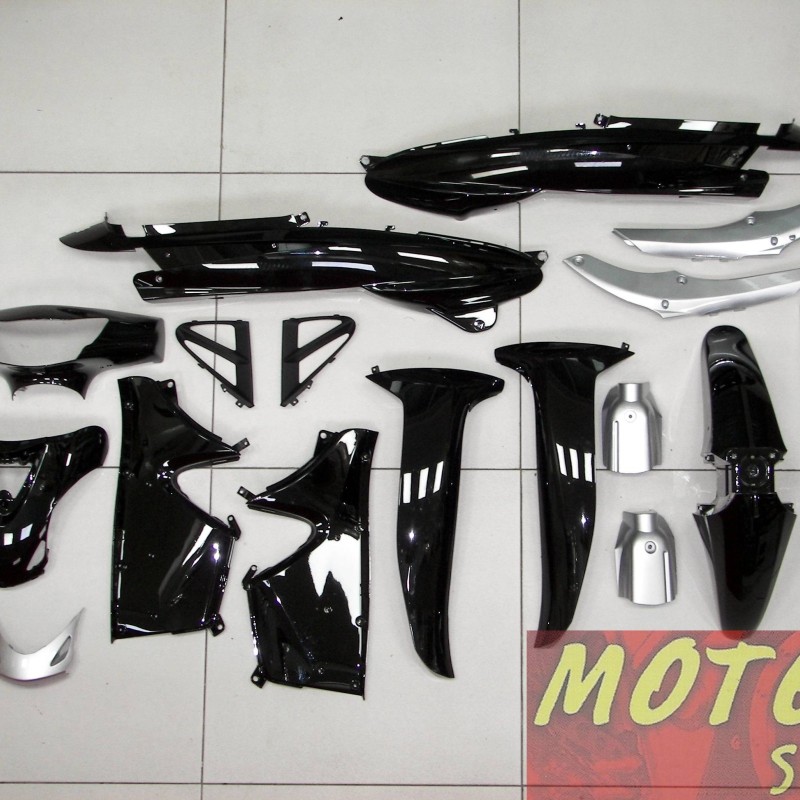 ΠΛΑΣΤΙΚΑ ΣΕΤ MODENAS KRISTAR 125 ΜΑΥΡΟ ΜΑΛΑΙΣΙΑΣ