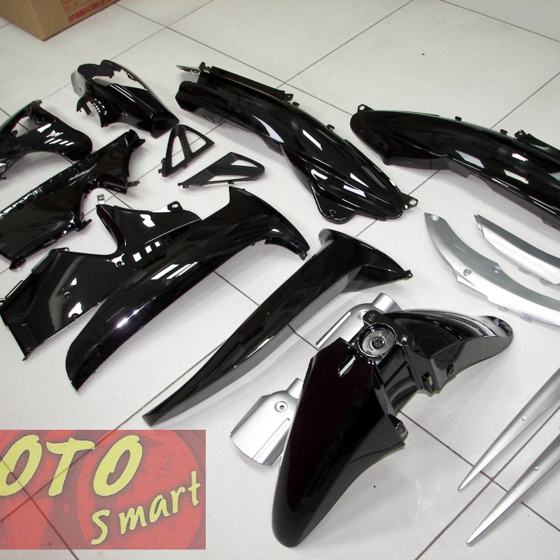 ΠΛΑΣΤΙΚΑ ΣΕΤ MODENAS KRISTAR 125 ΜΑΥΡΟ ΜΑΛΑΙΣΙΑΣ