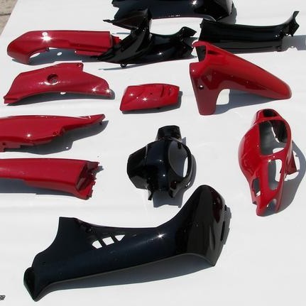 ΠΛΑΣΤΙΚΑ ΣΕΤ MODENAS KRISS II ΚΟΚΚΙΝΟ-ΜΑΥΡΟ 12 ΤΕΜΑΧΙΩΝ HLD ΜΑΛΑΙΣΙΑΣ